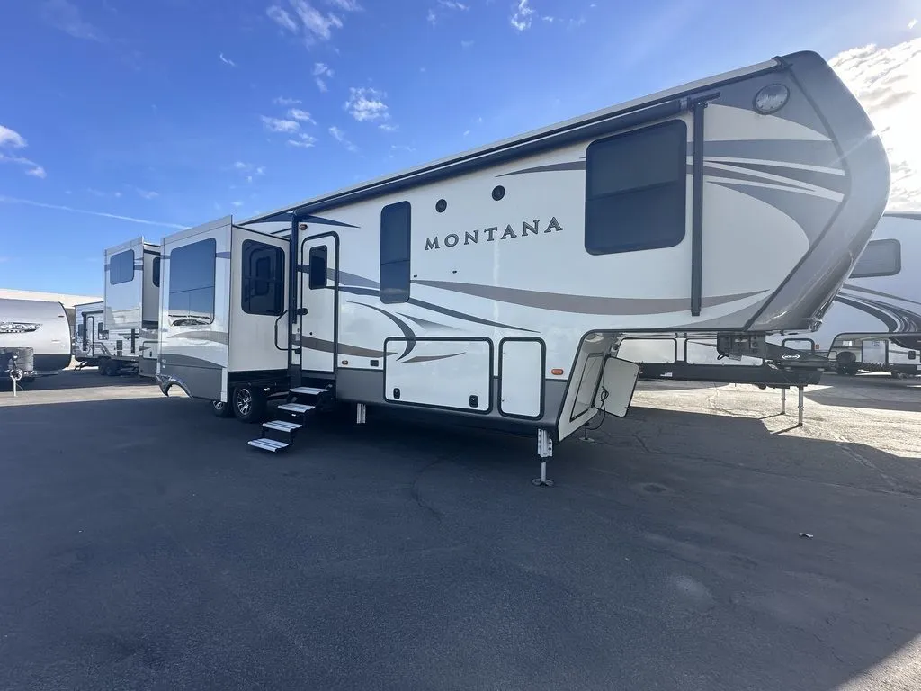 2017 Keystone RV Montana 3790RD