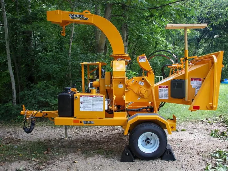 2021 Bandit Industries Hand-Fed Chippers 65XP Towable
