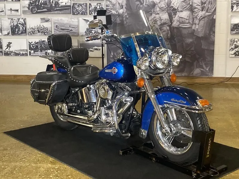 2004 Harley-Davidson FLSTC - Heritage Softail Classic