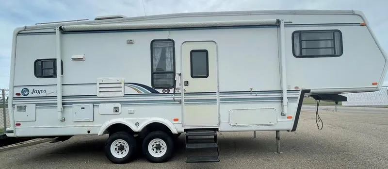 1997 Jayco Designer M-2630RKS