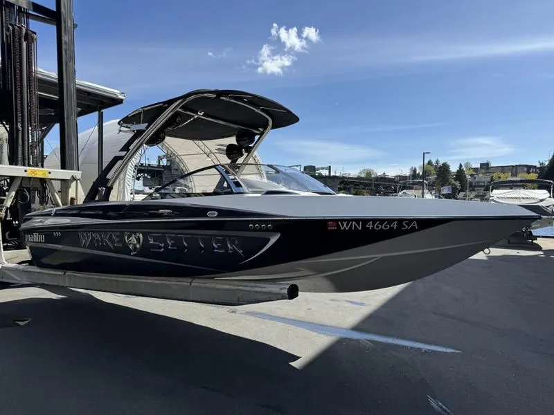 2013 Malibu Boats 21 VLX WAKESETTER