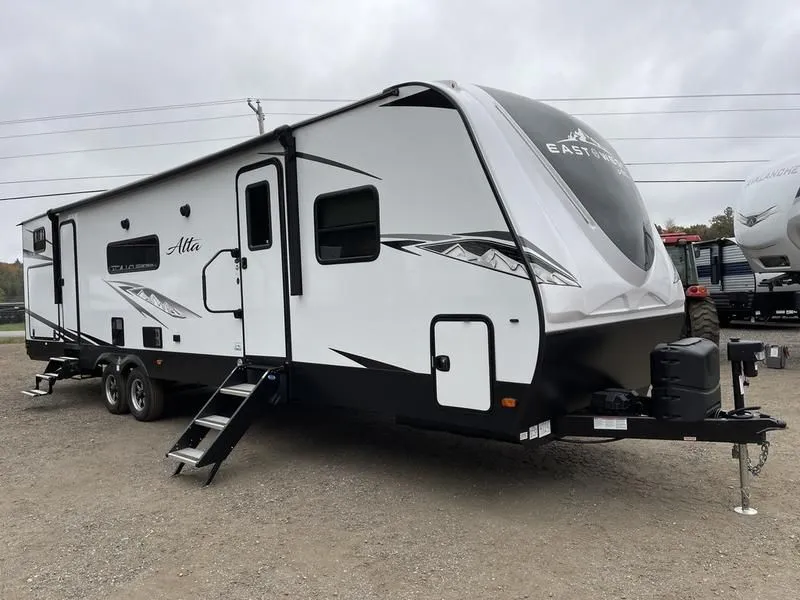 2022 East to West RV  Alta 3150KBH