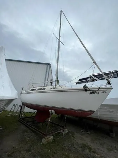 1988 Catalina 25 in Midland, ON