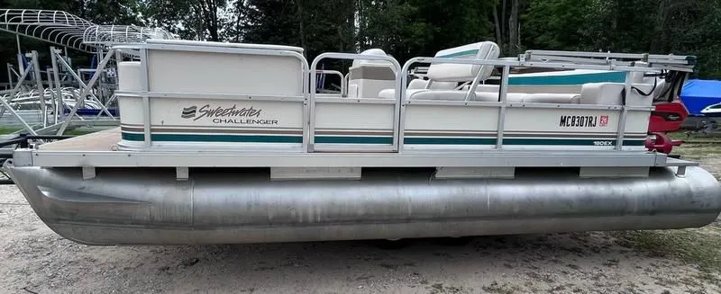 1997 Sweetwater Challenger 180EX