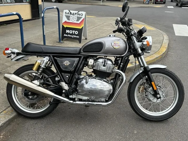 2019 Royal Enfield Int650 Silver Spectre