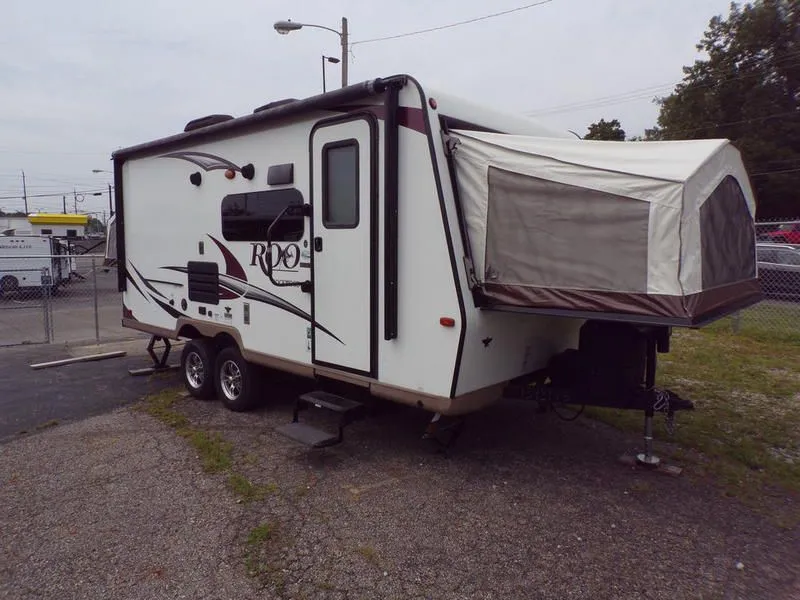 2018 Forest River Rockwood Roo 183