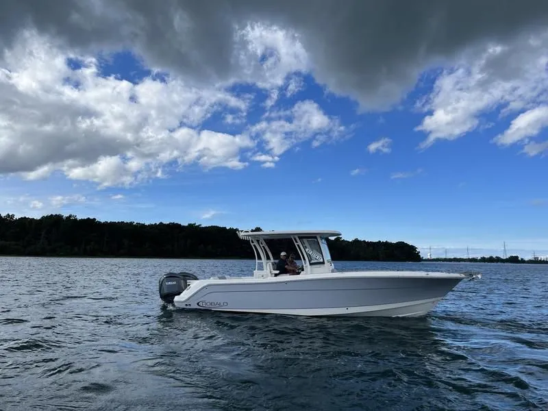 2023 Robalo R302