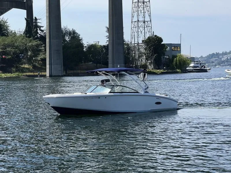2021 Cobalt Boats CS23 Surf