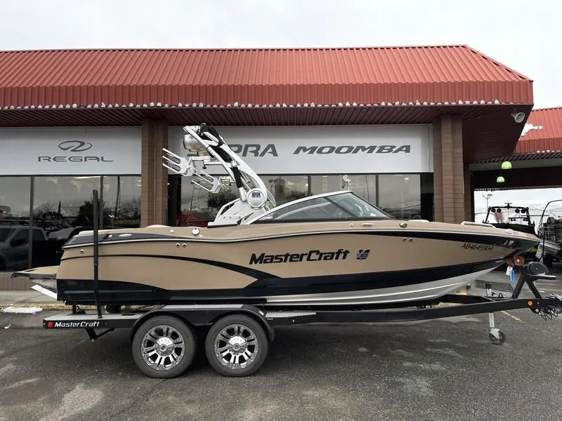 2015 MasterCraft X10