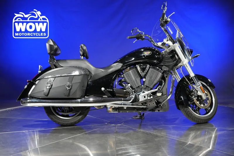2012 Victory Motorcycles CROSS ROADS