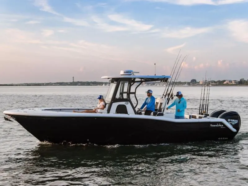 2024 TideWater Boats 282 CC Adventure Bluewater