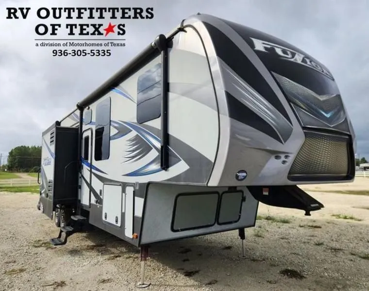 2016 Keystone RV Fuzion 345