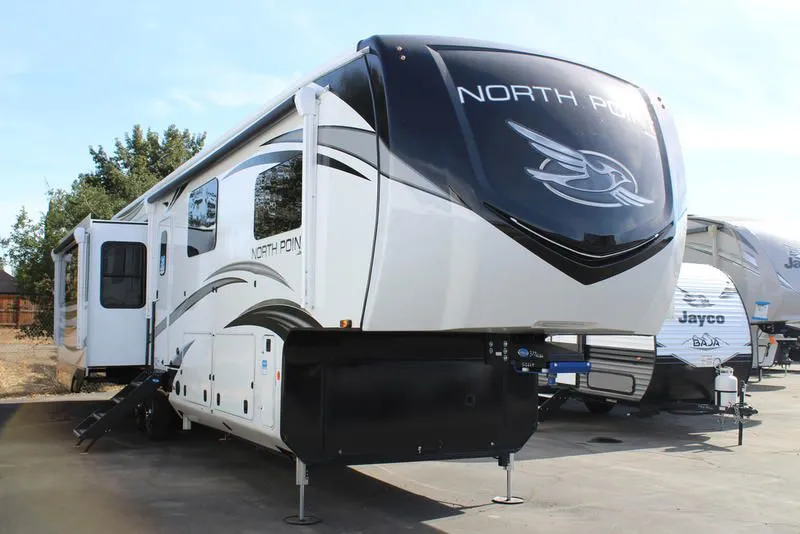 2024 Jayco NORTH POINT North Point 377RLBH