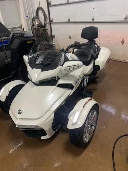2016 Can-Am  Spyder F3 Limited 6-Speed Semi-Automatic (SE6)