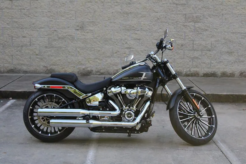 2023 Harley-Davidson FXBR - Breakout 117