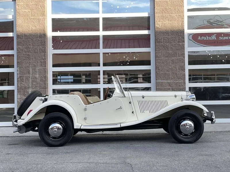 1952 MG TD REPLICA