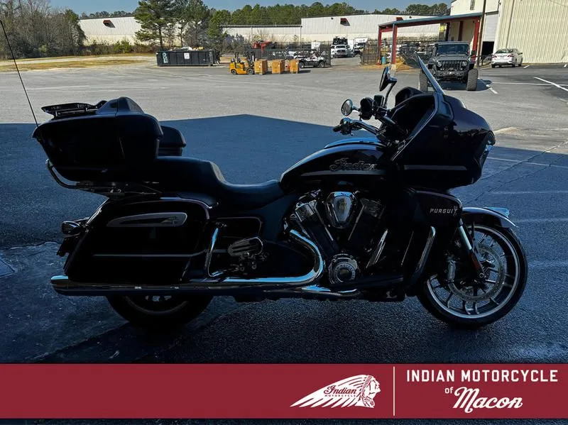 2022 Indian Motorcycle Pursuit Limited with Premium Package Maroon Metallic/Crimson Metallic