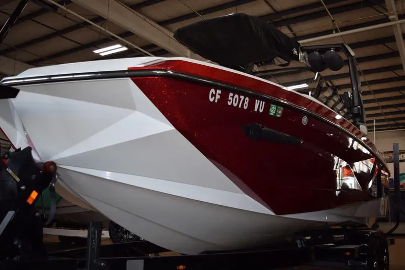 2022 Nautique Super Air Nautique G23