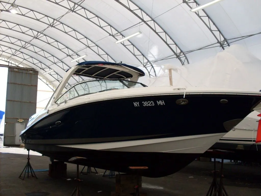2011 Sea Ray 270SLX
