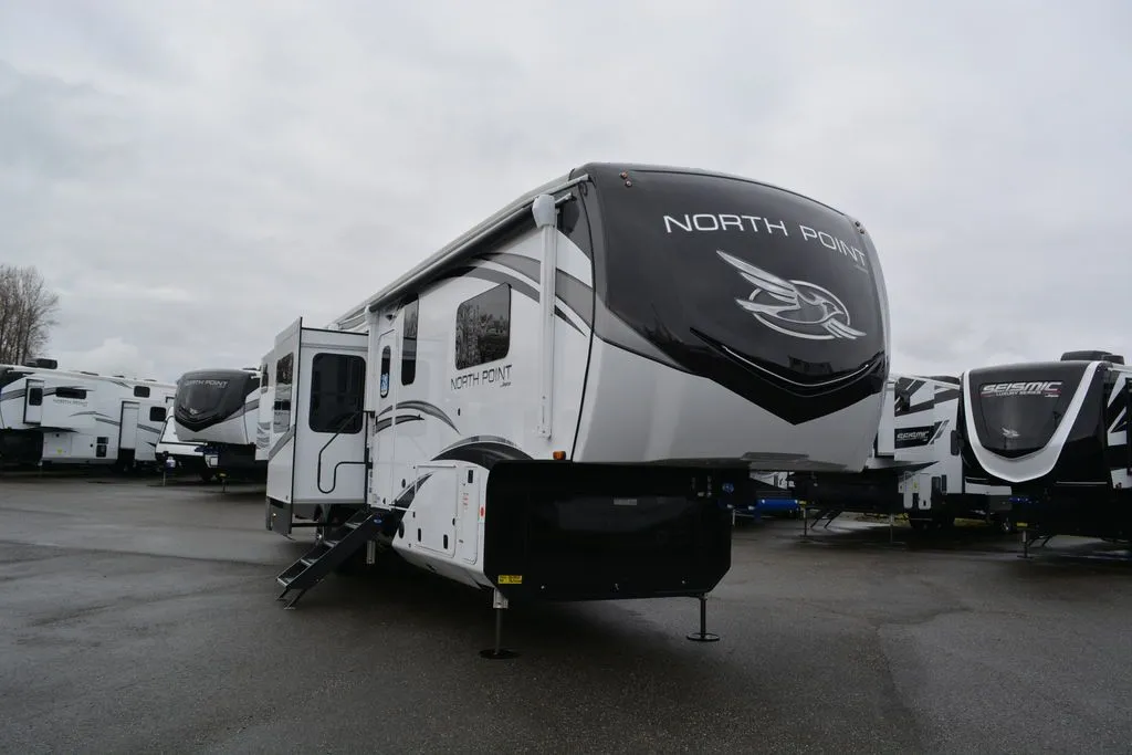 2023 Jayco North Point 380RKGS
