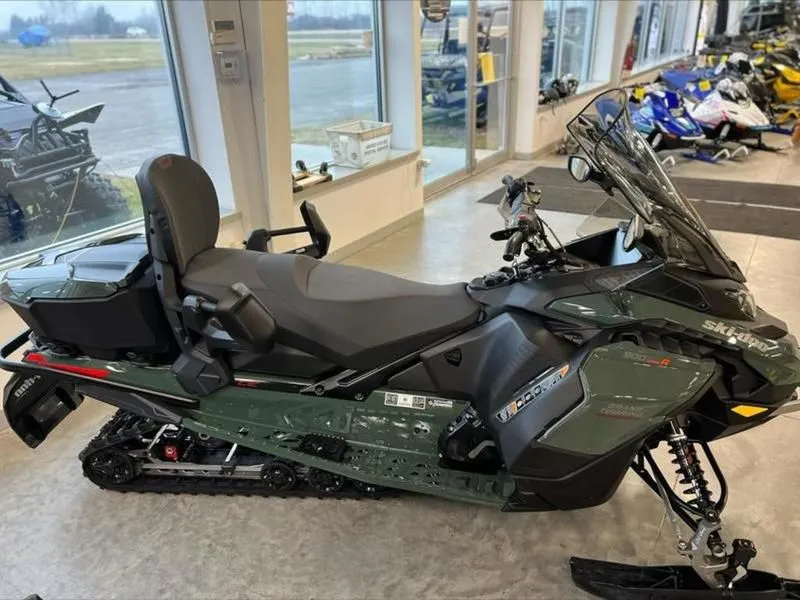 2024 Ski-Doo  Grand Touring LE With Luxury Package 900 ACE Turbo R