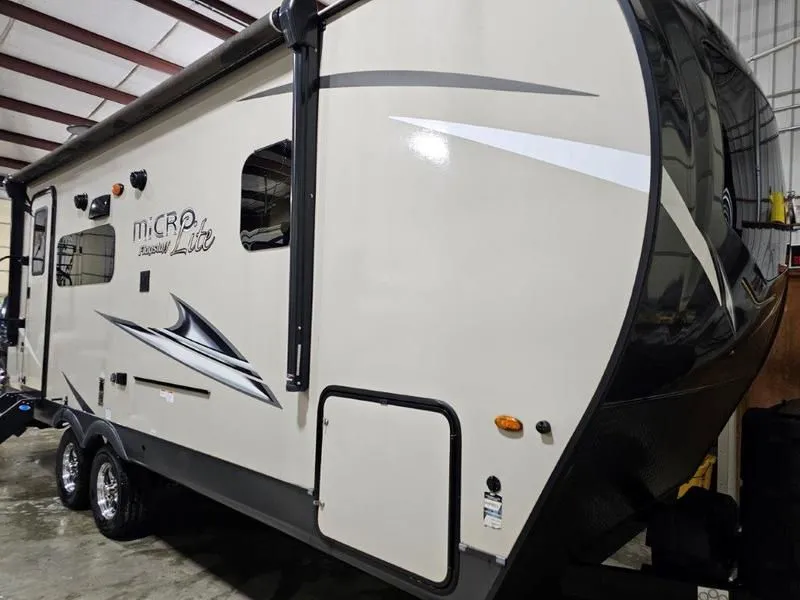 2021 Forest River Flagstaff Micro Lite 22FBS