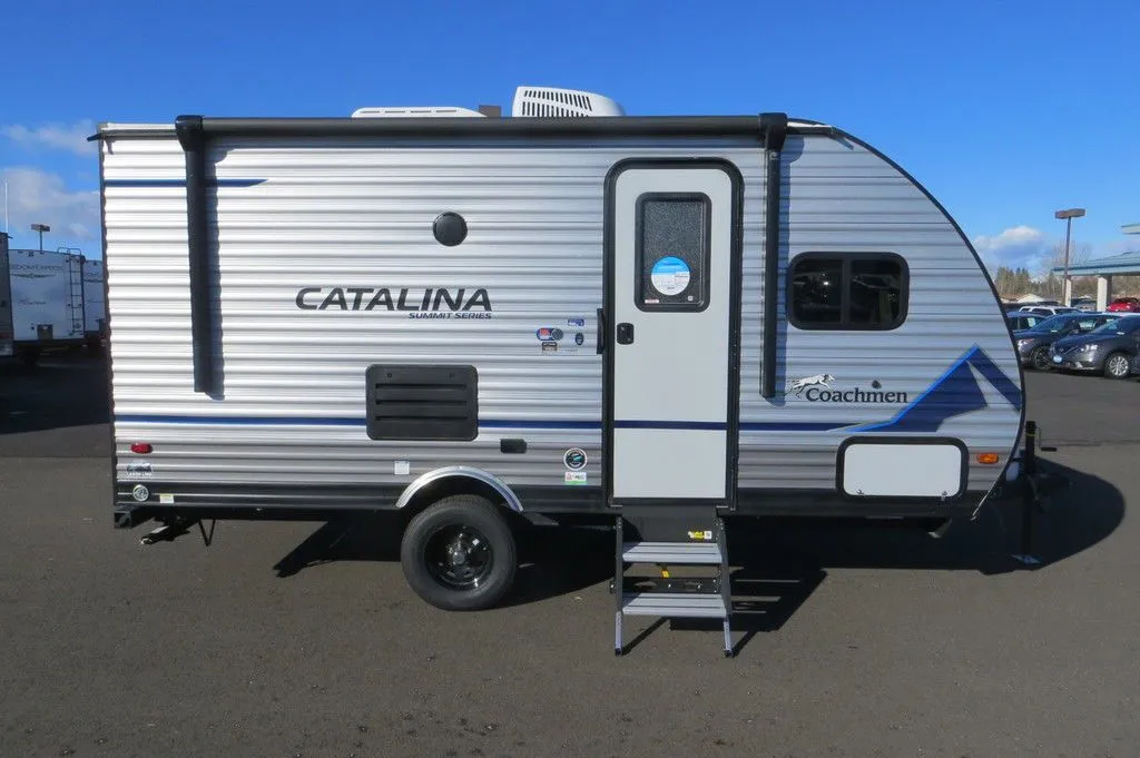 2023 Coachmen Catalina Summit Series 7 164RB