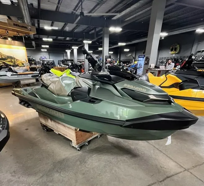 2023 Sea-Doo  GTX Limited 300 Metallic Sage