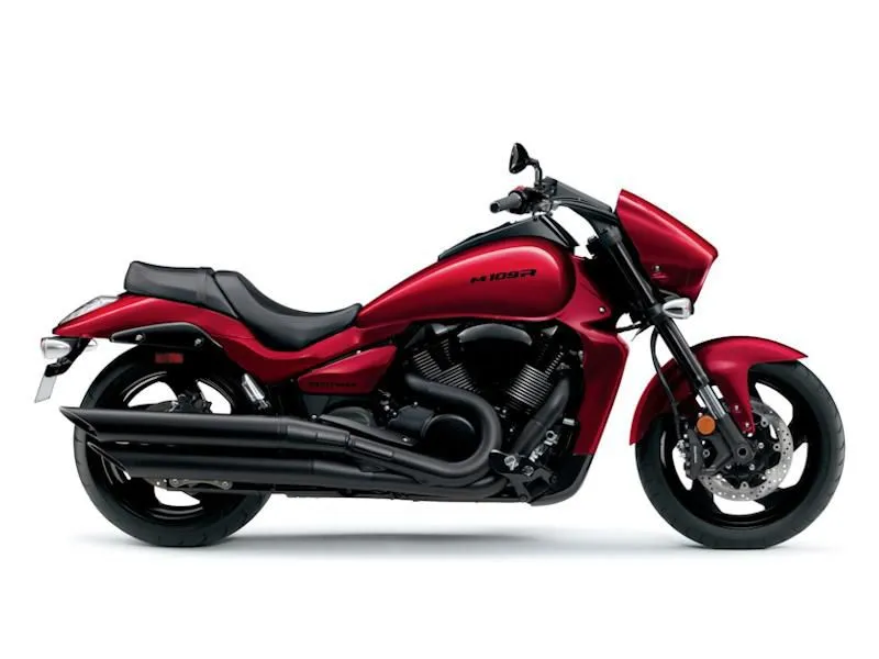 2024 Suzuki Boulevard M109R Candy Daring Red / Glass Sparkle Black