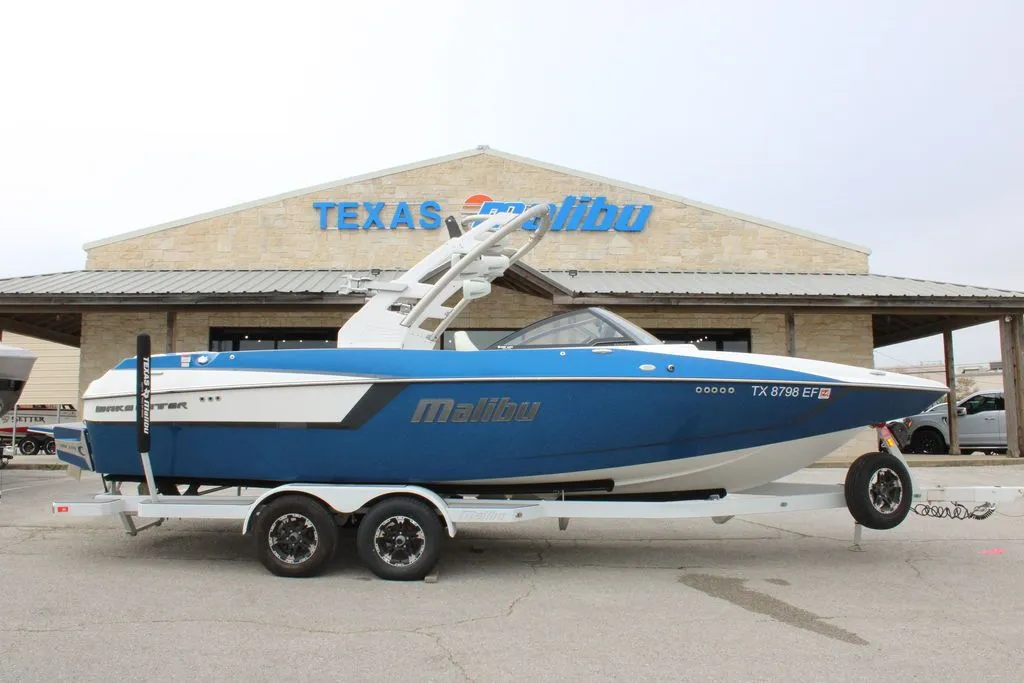 2018 Malibu Boats 24 MXZ in Austin, TX