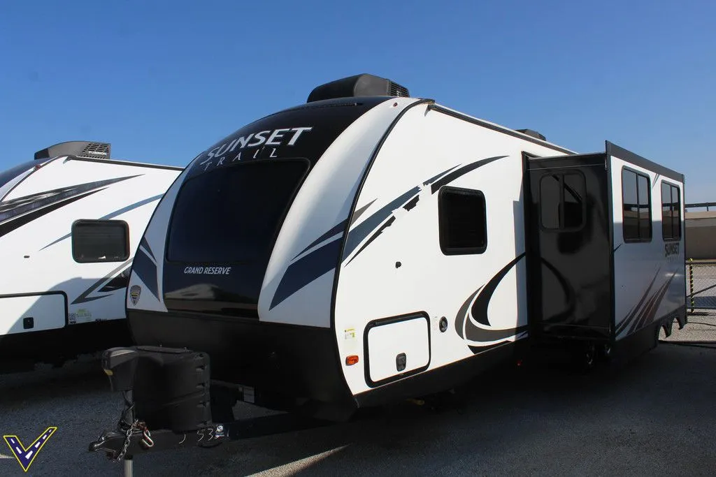 2018 CrossRoads RV 28BH