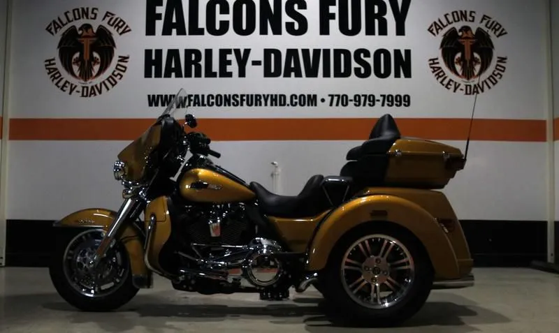 2023 Harley-Davidson FLHTCUTG - Tri Glide Ultra