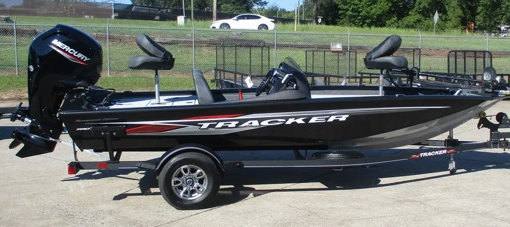 2023 Tracker Boats PRO Team 175 TXW