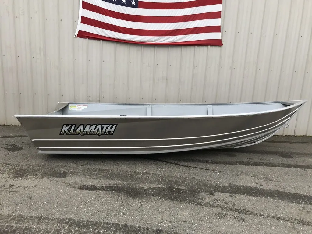 2020 Klamath Boats 12 Deluxe