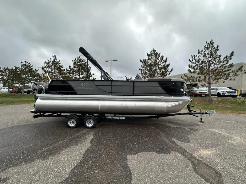 2023 Veranda RELAX VR22VLB TRIPLE 200HP BUNK TRAILER in Fargo, ND