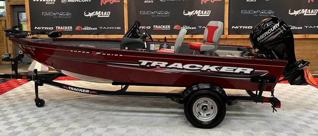 2019 Tracker Boats Super Guide V-16 SC