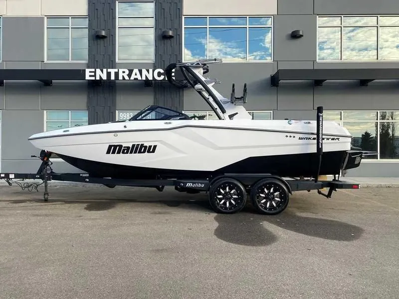 2024 Malibu Boats Wakesetter 23 MXZ