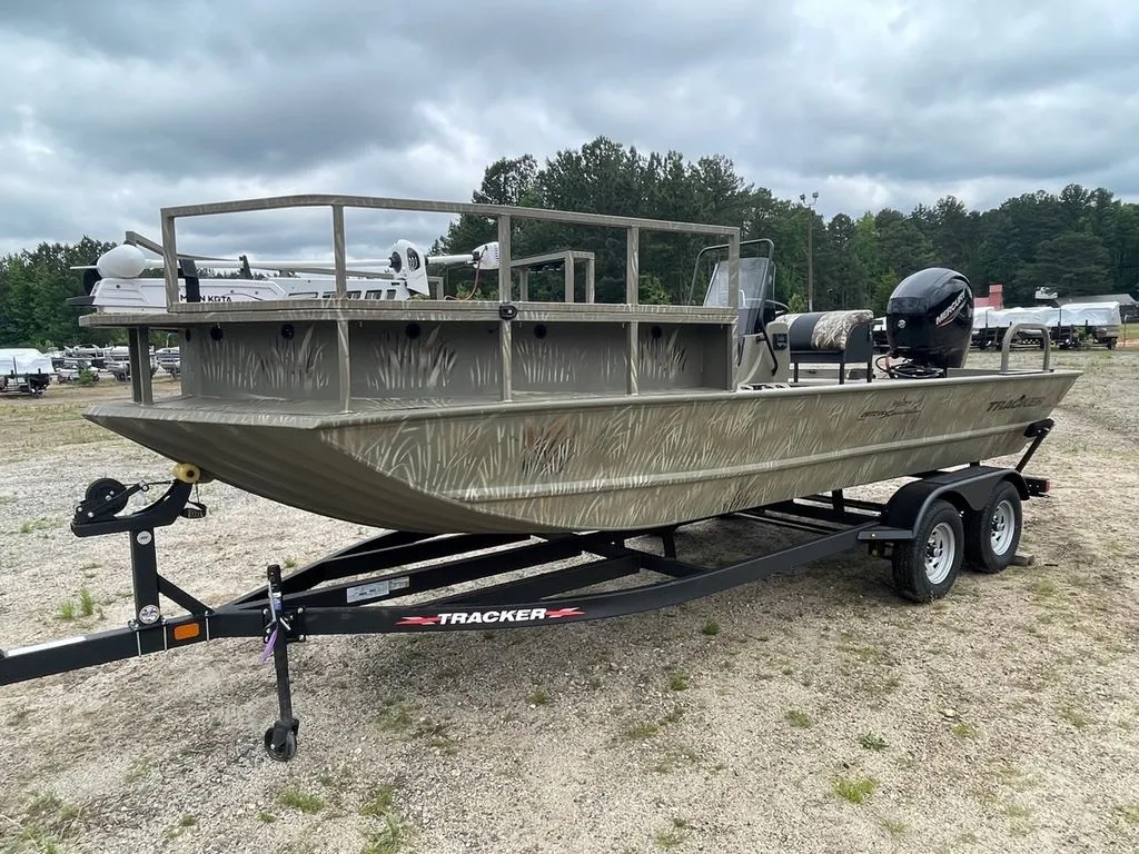 2023 Tracker Boats Grizzly 2072 CC Sportsman