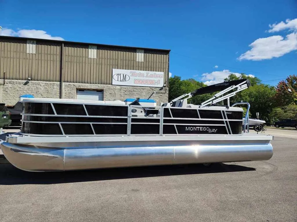 2024 Montego Bay Pontoons C8522 BR DLX