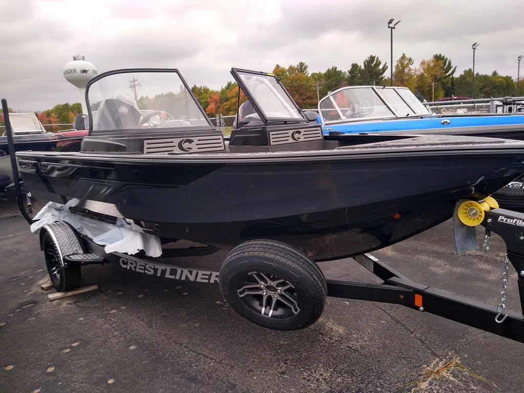 2024 Crestliner 1850 FISH HAWK WT JUMPSEAT