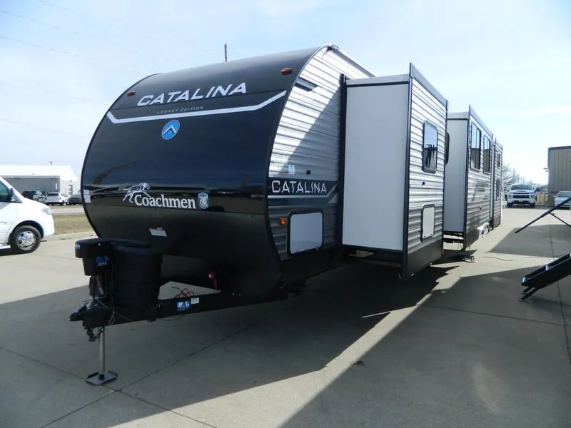 2024 Coachmen Catalina Legacy Edition 343BHTS