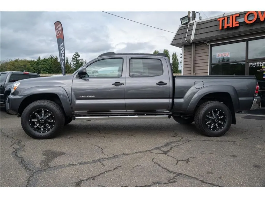 2015 Toyota Tacoma Double Cab 4x4 Long Bed Crew Cab