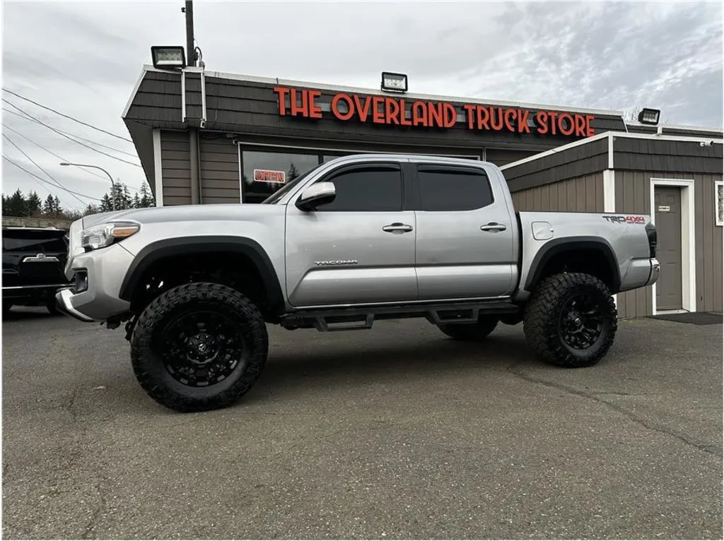 2018 Toyota Tacoma Double Cab TRD Off Road 4x4 Lifted on 35's