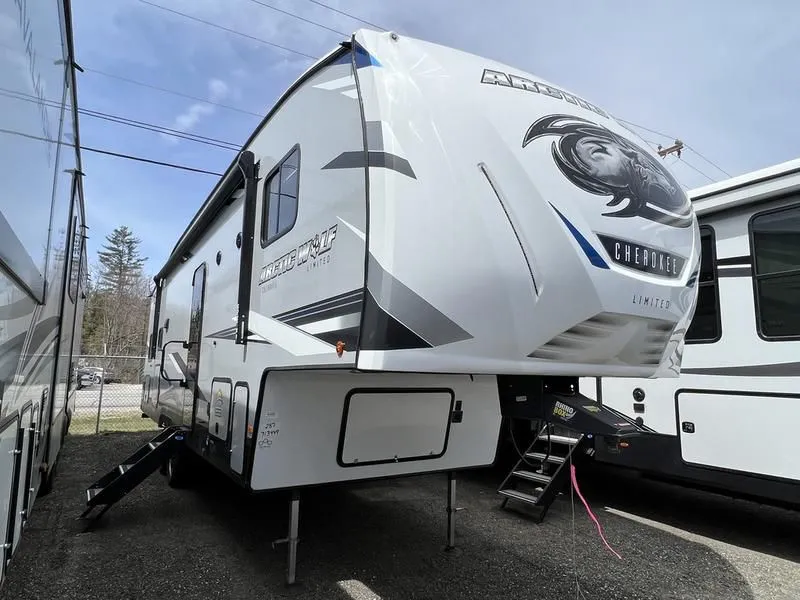 2022 Forest River RV  Cherokee Arctic Wolf 287BH