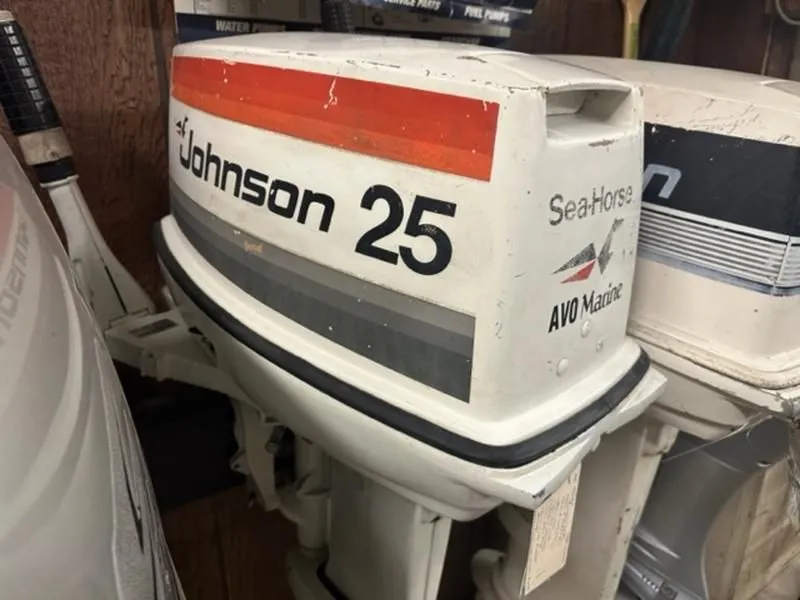 1977 Johnson HP, rope, tiller, 15