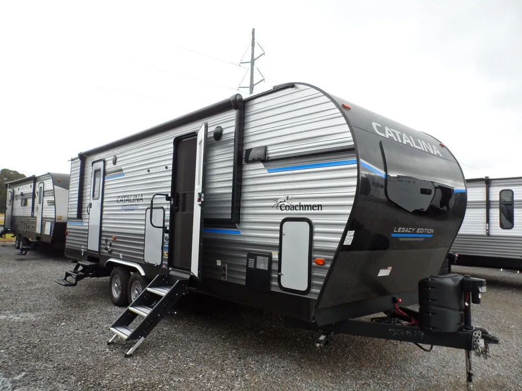 2023 Coachmen Catalina Legacy Edition 263FKDS