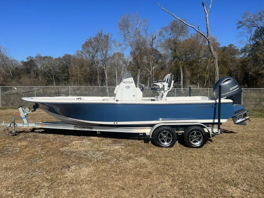 2023 TideWater Boats 2210 Carolina Bay