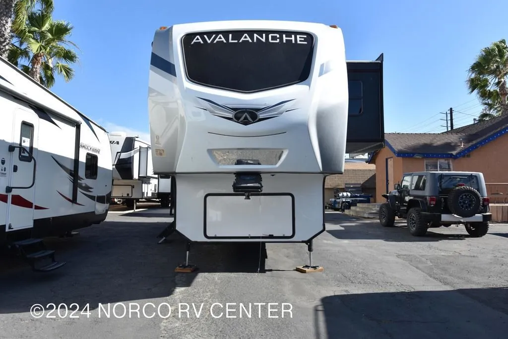 2022 Keystone RV Avalanche 312RS