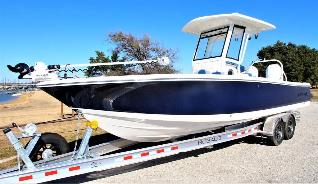 2023 Robalo 266 Cayman in Lewisville, TX