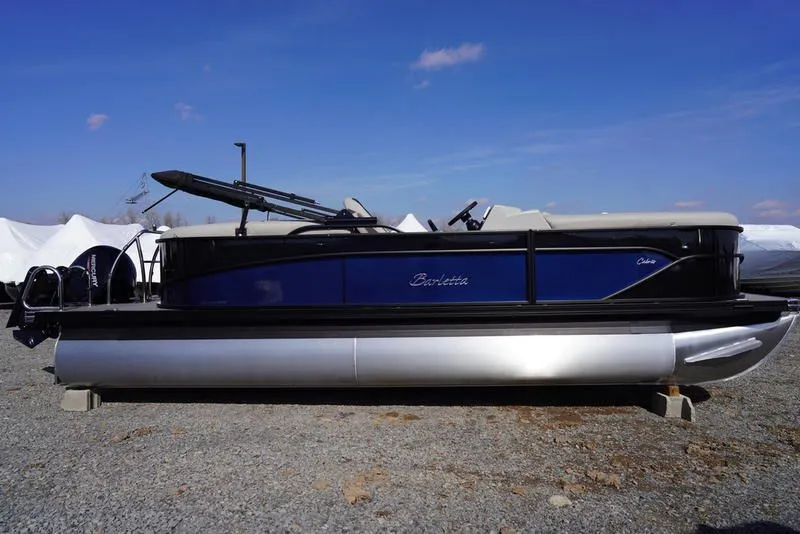 2024 Barletta Boats Cabrio C22QC